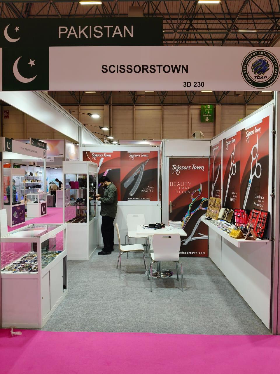 A view of our exhibition stand and beauty tool displays. Beauty Istanbul 2025.