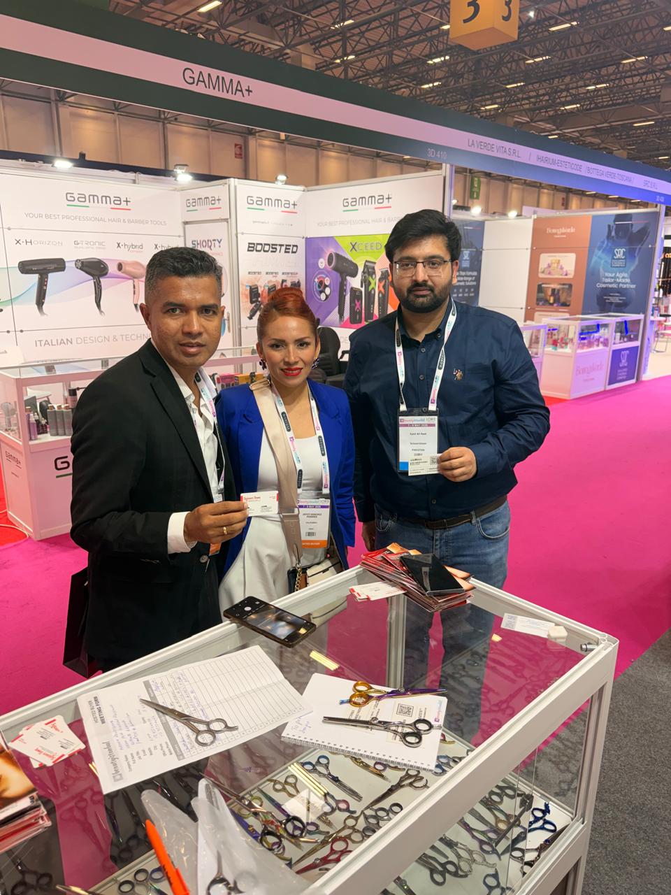 A moment with visitors beside our professional scissors display. Beauty Istanbul 2026.